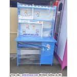 Bàn học có kệ sách bằng nhựa