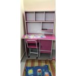 Bàn học đôi bằng nhựa có kệ sách giá rẻ cho bé gái, bé trai 14